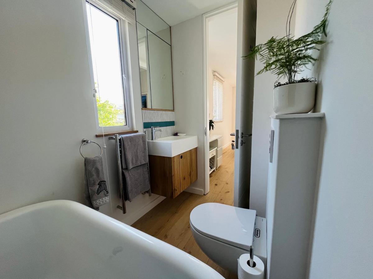 Moonshine - Two Bedroom House With Inverter Кейптаун Екстериор снимка